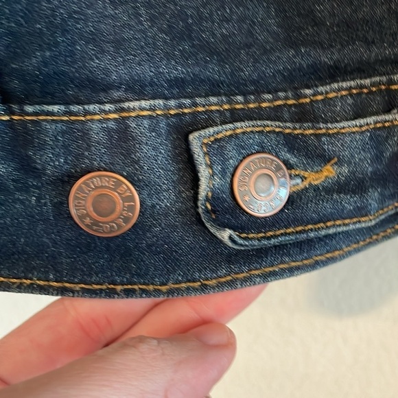 Levi’s Strauss Gold Men’s Jacket Medium Causal Cotton Blue Distressed Preppy - Picture 13 of 17